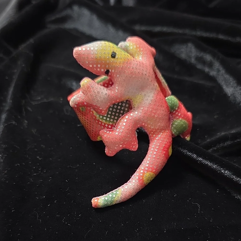 Sparkly Gecko Slap Bracelet 2010 Pink Green Yellow Silver, Poof Slinky Preloved‎